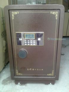 青島虎牌鋼板電子保險(xiǎn)柜新品發(fā)布 堅(jiān)固耐用，守護(hù)辦公文教空間的安全
